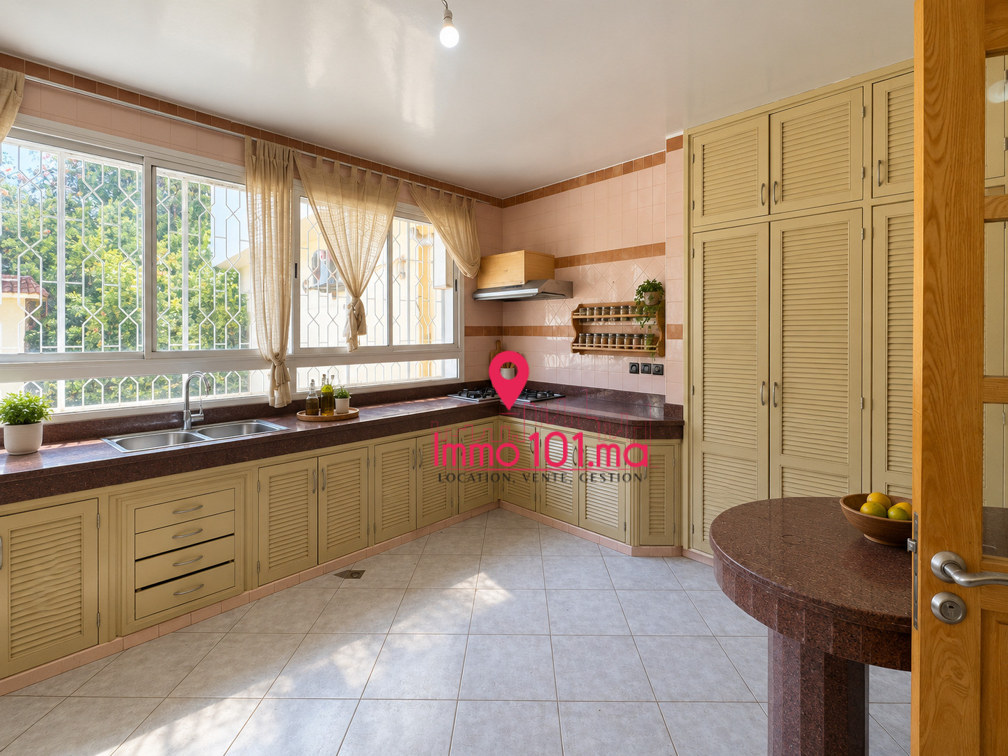 Location villa à Souissi  ZLLVV2554